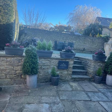 The Unicorn Apartment Stow-on-the-Wold ภายนอก รูปภาพ