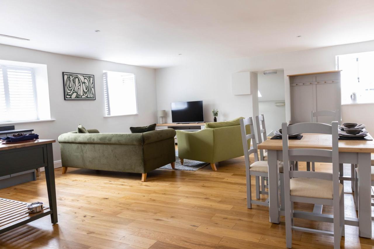The Unicorn Apartment Stow-on-the-Wold ภายนอก รูปภาพ
