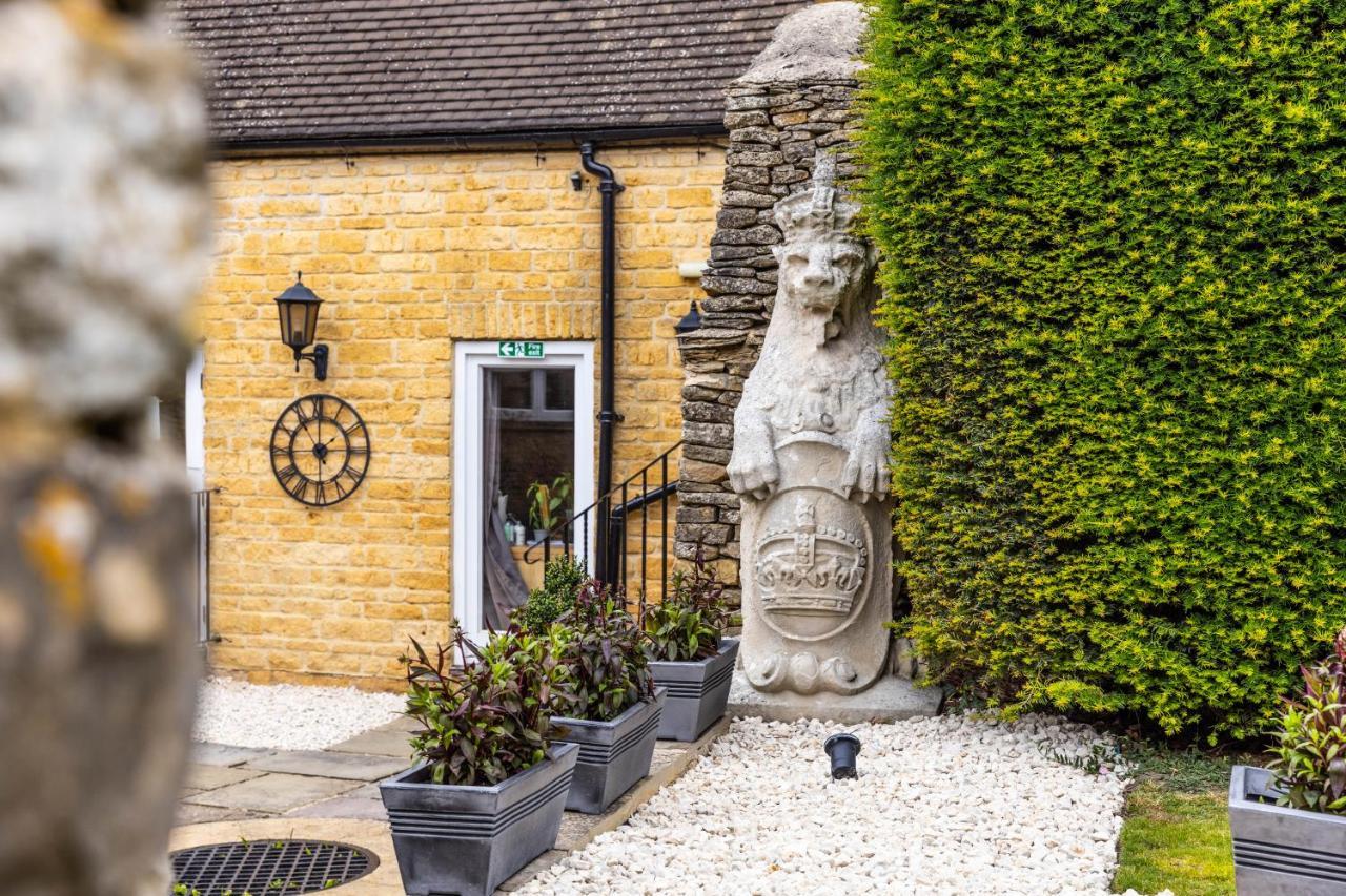 The Unicorn Apartment Stow-on-the-Wold ภายนอก รูปภาพ