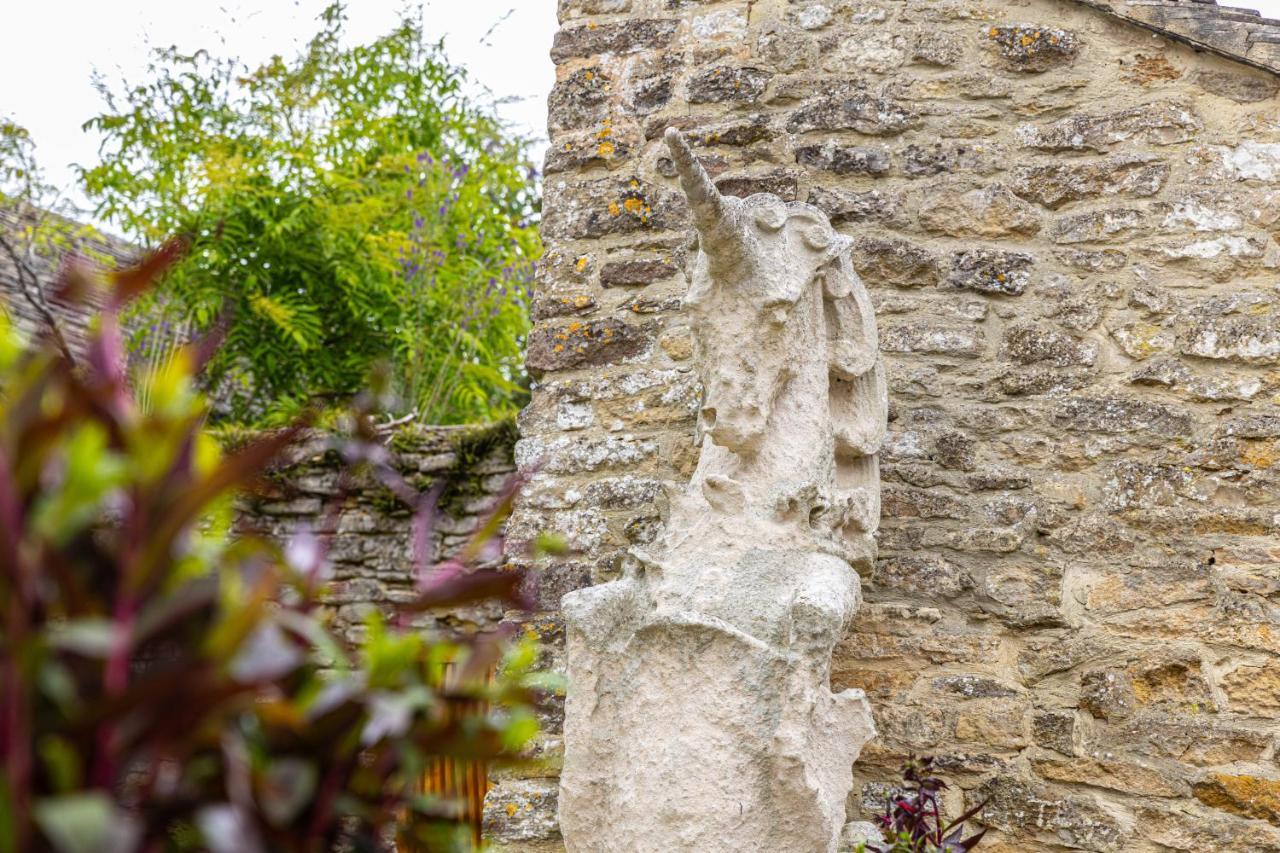 The Unicorn Apartment Stow-on-the-Wold ภายนอก รูปภาพ