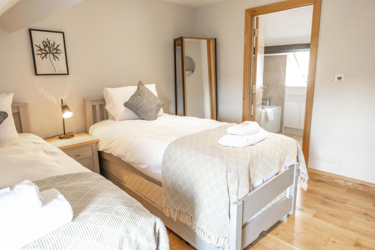 The Unicorn Apartment Stow-on-the-Wold ภายนอก รูปภาพ